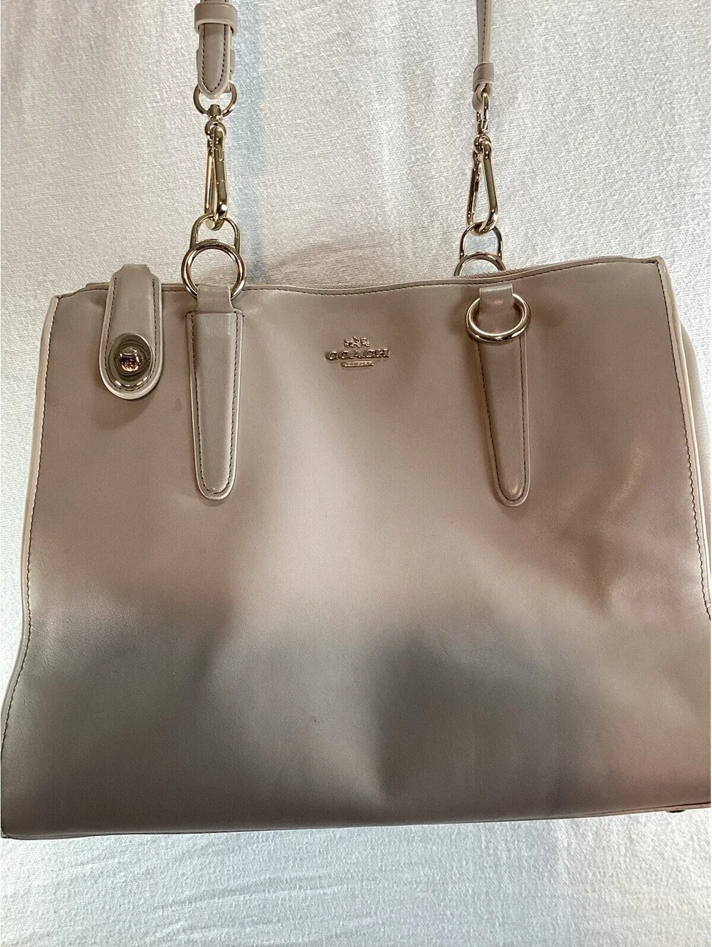 Coach Purse LT Gray White New York Tote Leather Shoulder Bag Handbag Excellent